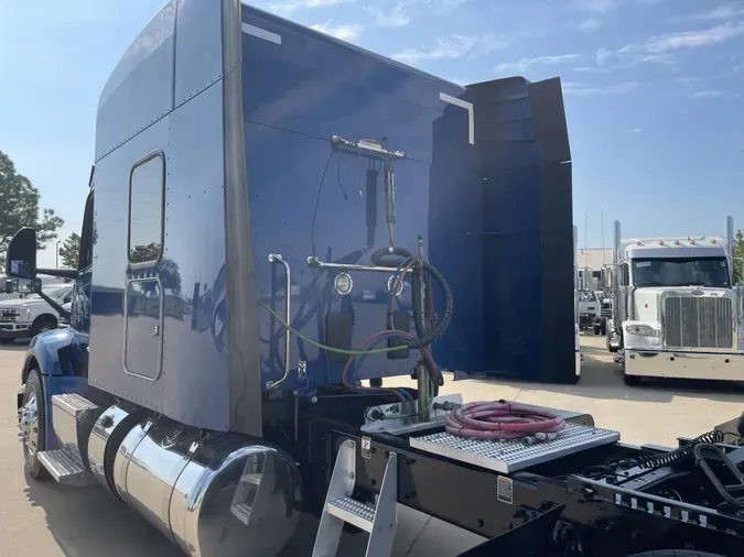 2022 Peterbilt 579