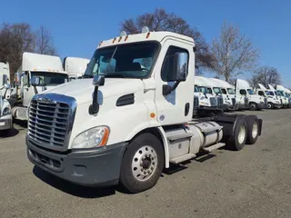 2019 FREIGHTLINER/MERCEDES CASCADIA 113