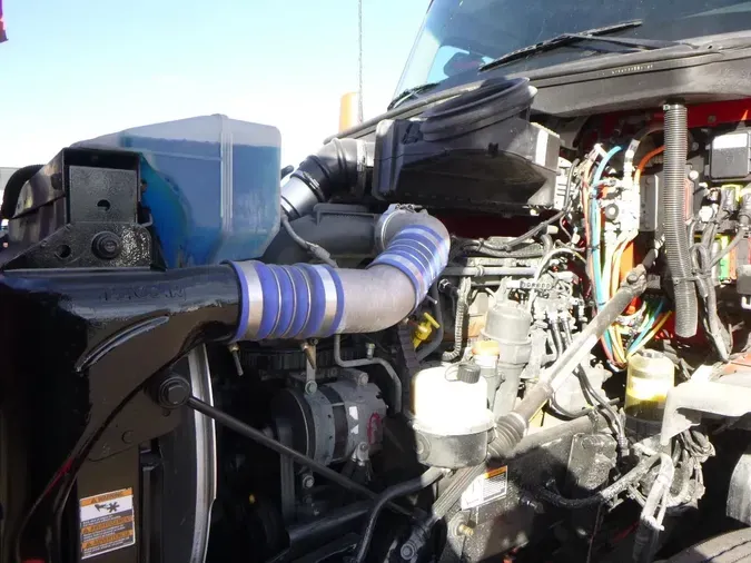 2021 Kenworth T68075d647a3eb582aa4fe4baae3746298b9