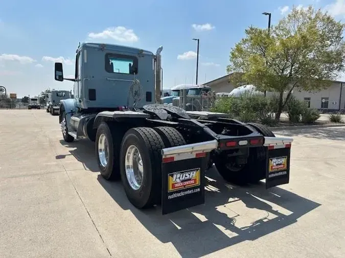 2022 Peterbilt 567