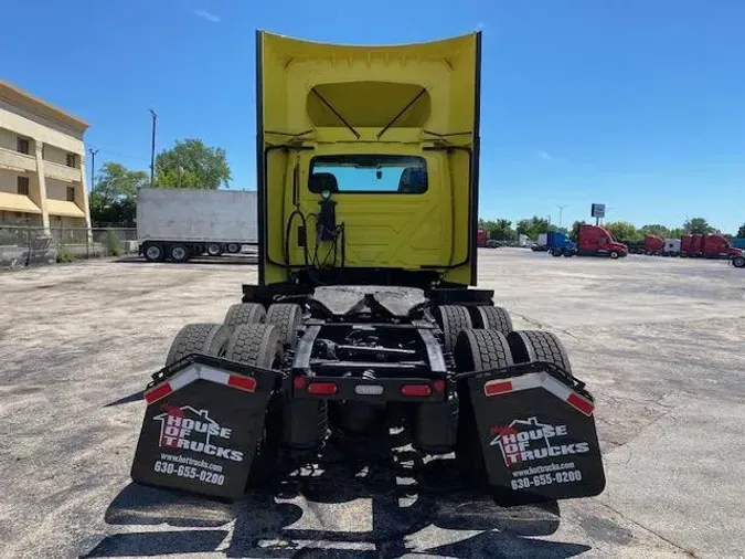2023 International LT625