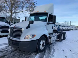 2019 NAVISTAR INTERNATIONAL LT625 DAYCAB T/A