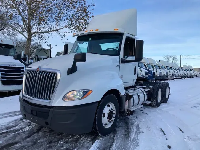 2019 NAVISTAR INTERNATIONAL LT625 DAYCAB T/A75dc9dd2c067dfec3ce0de0ebc0786b7