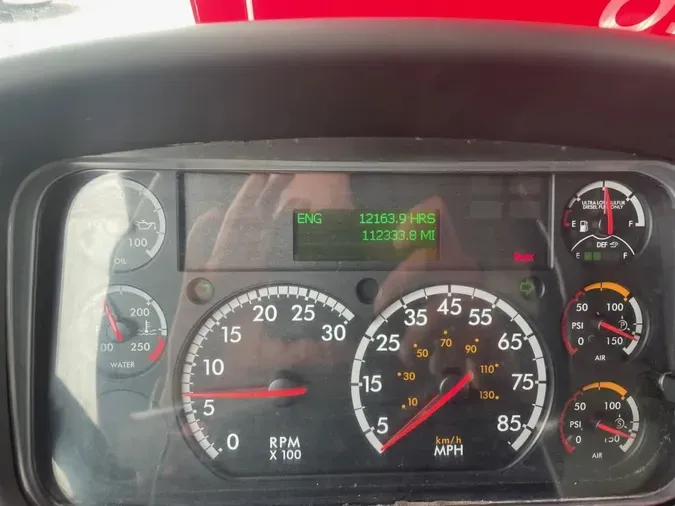 2016 FREIGHTLINER M2 106