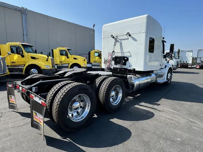 2022 Peterbilt 579