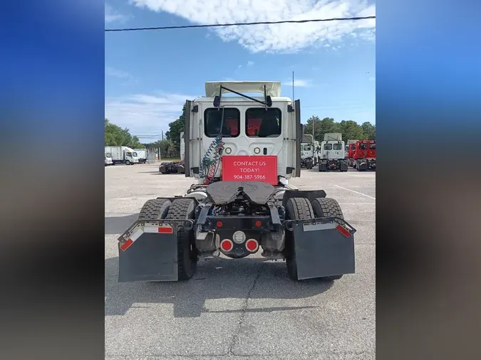 2020 FREIGHTLINER CASCADIA 113