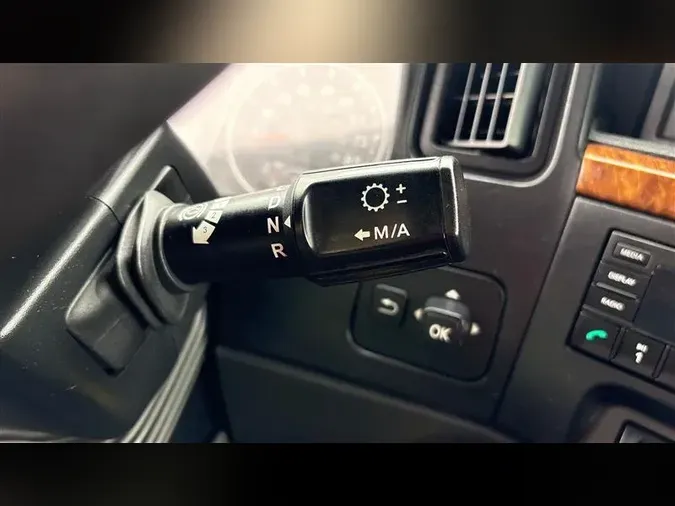 2022 INTERNATIONAL LT