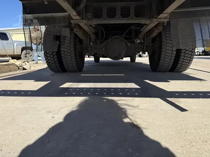 2018 HINO 19575ec1d40aded2732a7b134f0a324075b