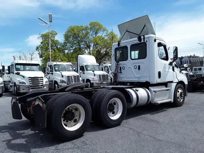 2019 FREIGHTLINER/MERCEDES NEW CASCADIA PX12664