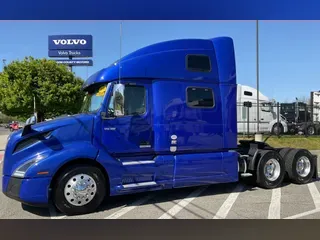 2020 Volvo VNL64T860