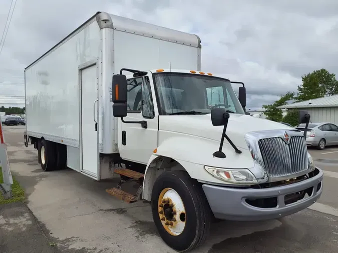 2018 NAVISTAR INTERNATIONAL 4300 LP