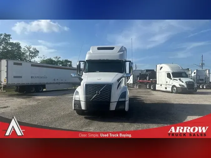 2021 VOLVO VNL860