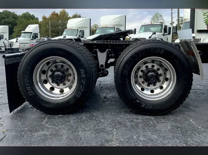 2023 INT LT625 6x47609965dad47a342316766c679f18169