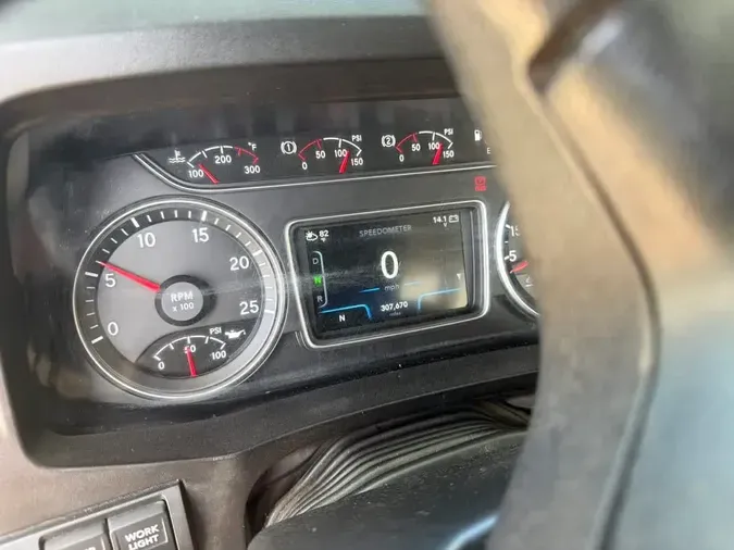 2019 NAVISTAR INTERNATIONAL RH613 DAYCAB S/A7609d7edb91b4deecab53e2e00b22e9f
