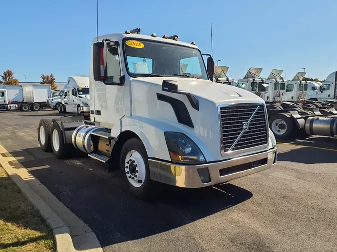 2018 VOLVO VNL64TRACTOR