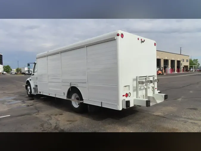 2017 FREIGHTLINER M2 106