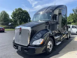 2021 KENWORTH T680