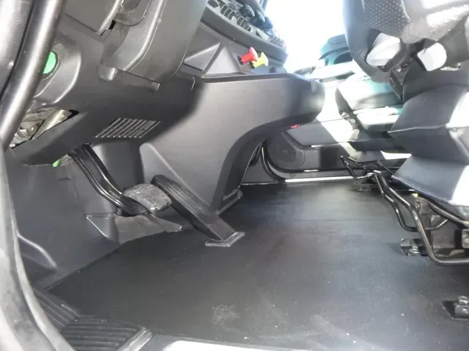 2023 Kenworth T680
