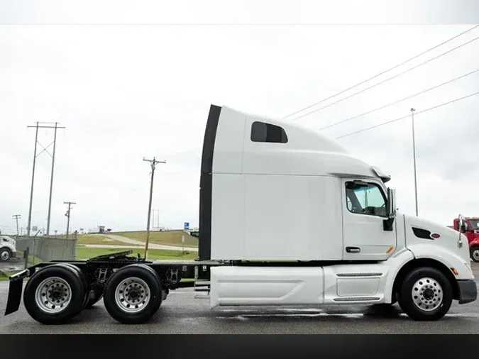 2022 PETERBILT 579