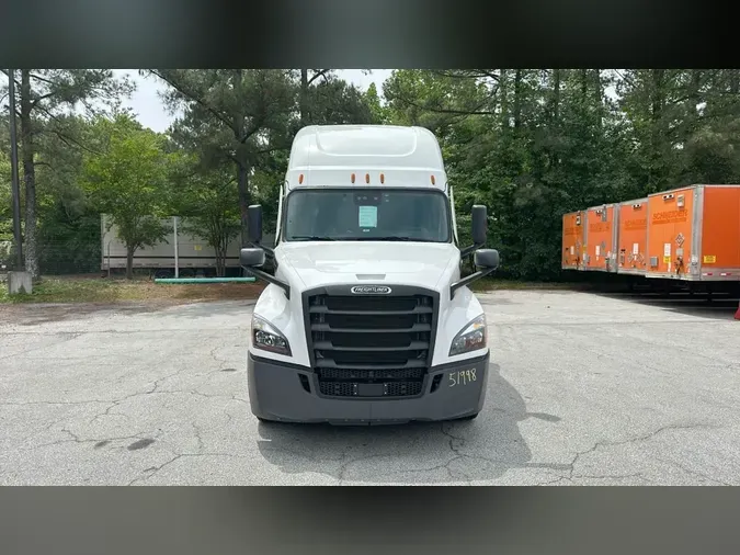2021 Freightliner Cascadia
