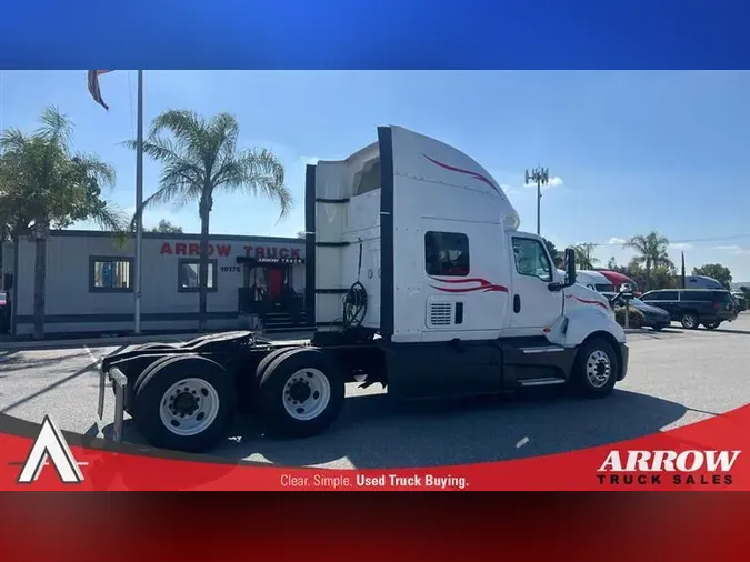 2022 INTERNATIONAL LT