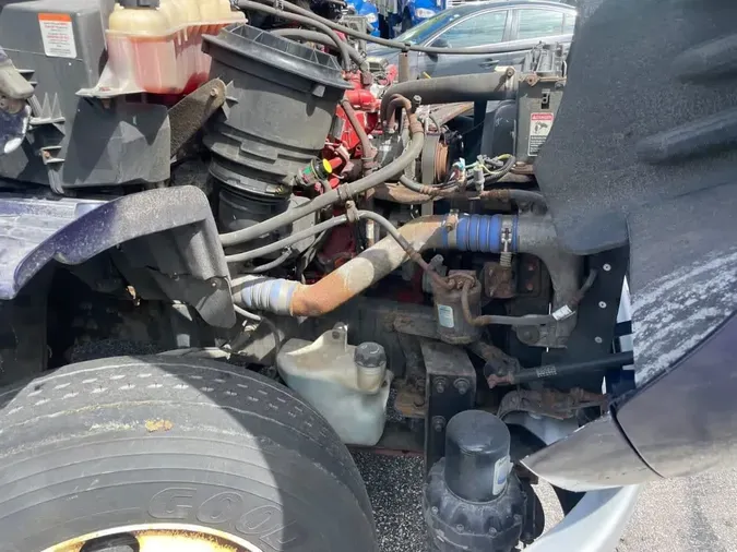 2019 FREIGHTLINER M2 106