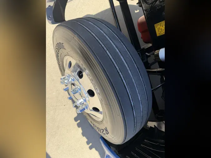 2022 International LT625