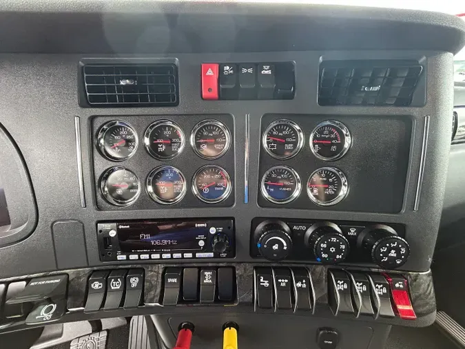 2025 Kenworth W99076268f2e2fe2cc5bb0d5c89d6426e4df