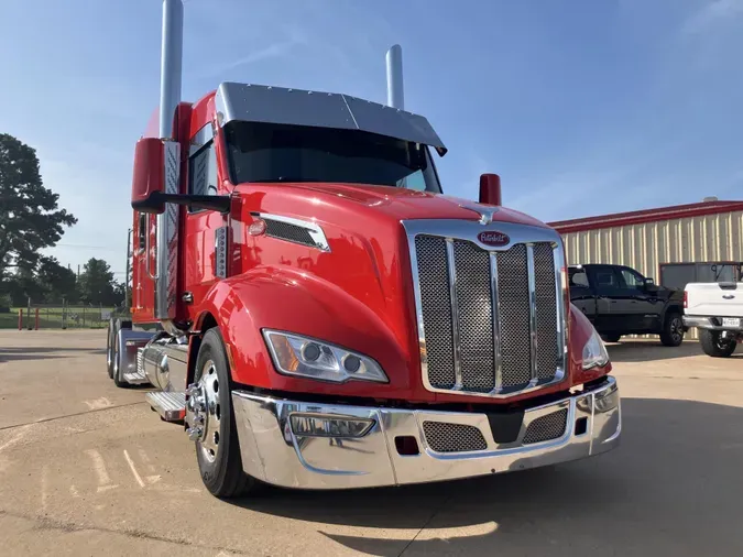 2023 Peterbilt 579