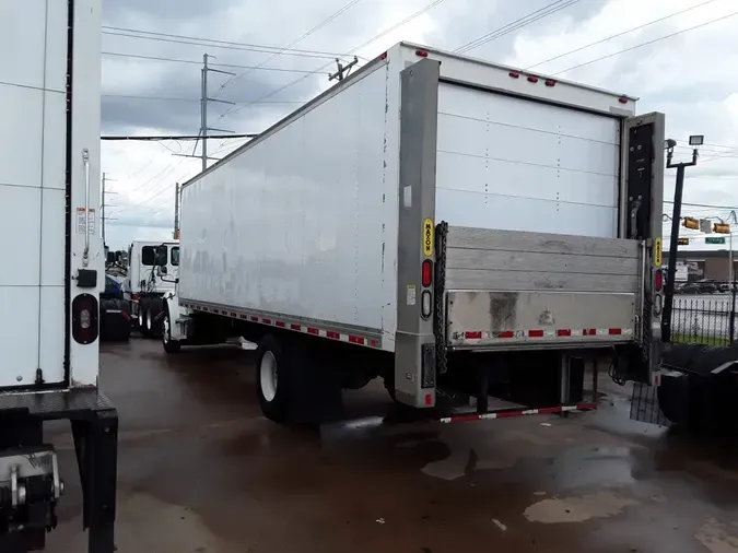 2019 FREIGHTLINER M2 106