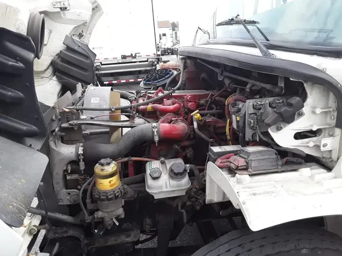2018 FREIGHTLINER/MERCEDES M2 106