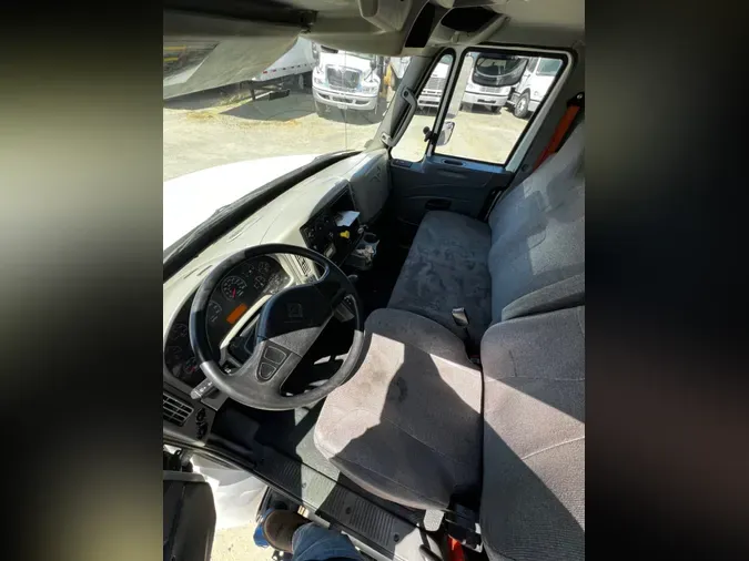 2018 NAVISTAR INTERNATIONAL 4300