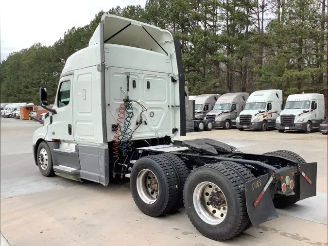 2020 Freightliner Cascadia