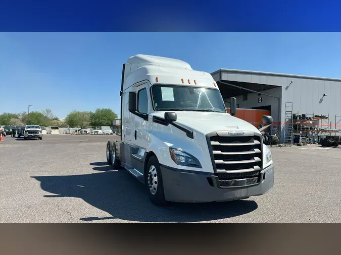 2019 Freightliner Cascadia 12676358d4fb511fb8be3d69cc42b64c832