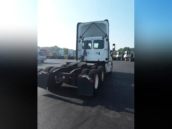 2019 FREIGHTLINER/MERCEDES NEW CASCADIA PX12664