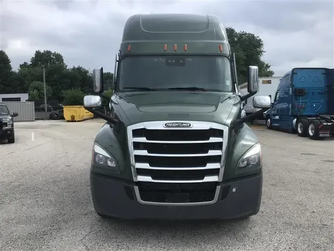 2021 FREIGHTLINER CA126