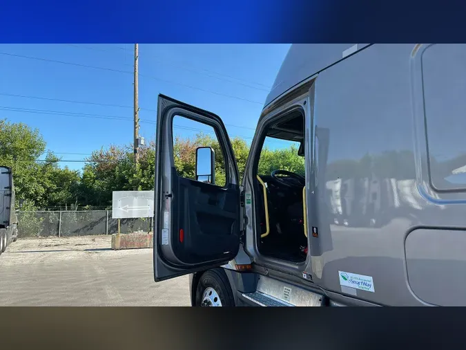 2024 Freightliner Cascadia 126