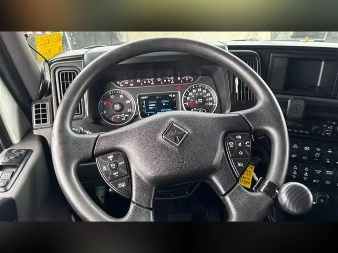 2019 INTERNATIONAL LT