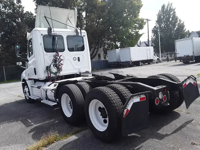 2020 FREIGHTLINER/MERCEDES NEW CASCADIA PX12664