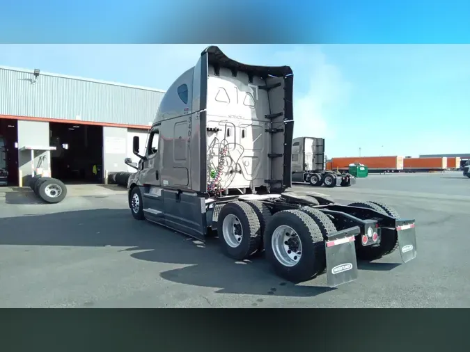 2025 Freightliner Cascadia 126763f6f6941cb5a5e264131301a67081c