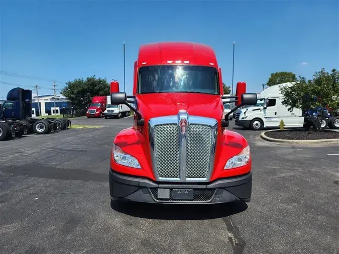 2023 KENWORTH T680764064dbce6b929e7df39afec17e7804