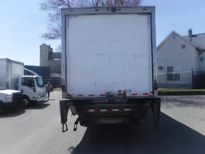2020 FREIGHTLINER M2 106