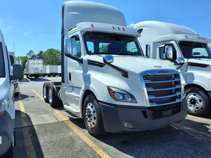 2020 FREIGHTLINER/MERCEDES NEW CASCADIA PX12664