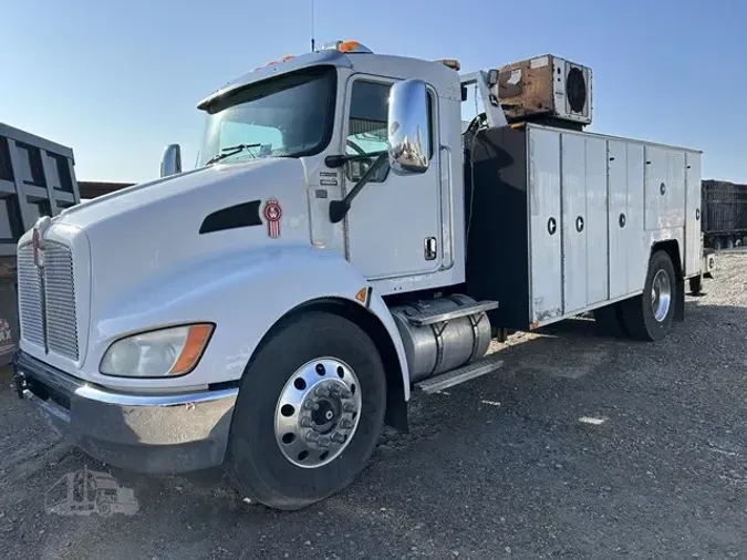 2008 KENWORTH T370