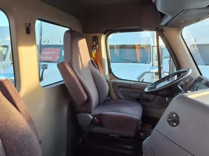 2019 FREIGHTLINER/MERCEDES CASCADIA 12576492c14d1282b3510f47bbf88ec0008