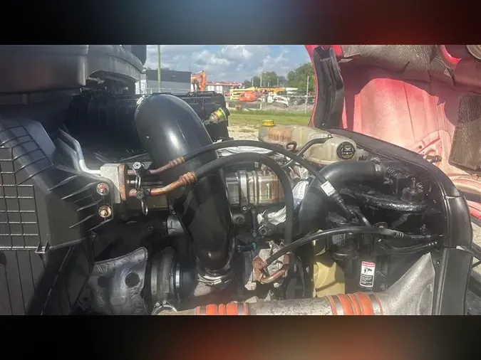 2020 FREIGHTLINER CA126