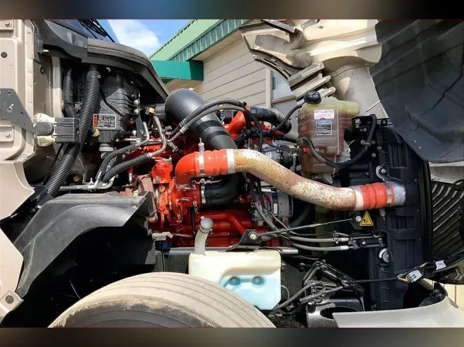 2022 INT LT625 6x4