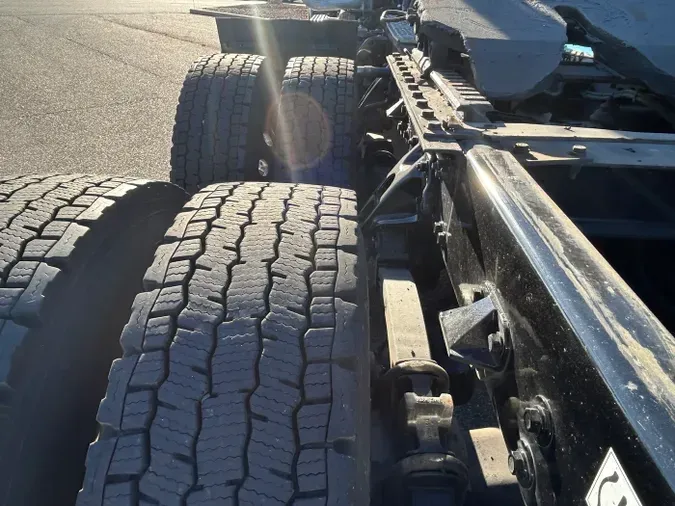 2025 Kenworth W900L765af4b03b36338a84bc838ff8435e57