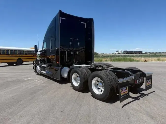 2022 Kenworth T680