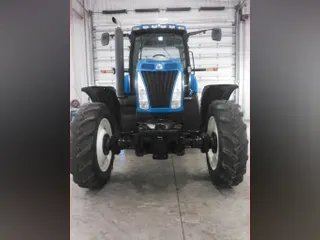 2008 New Holland T8020
